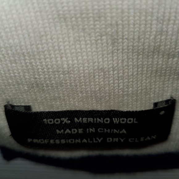 Coach Wool Scarf - Picture 4 of 4